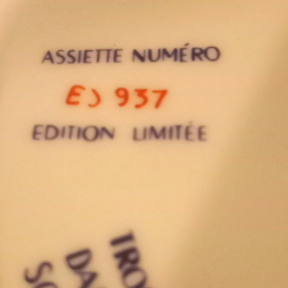 La Place de la Concorde Collector Plate - Picture 7 of 9